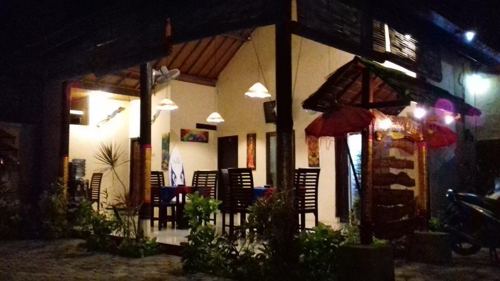 La Bella Guest House เปมูเตรัน ภายนอก รูปภาพ