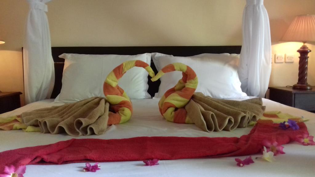 La Bella Guest House เปมูเตรัน ภายนอก รูปภาพ