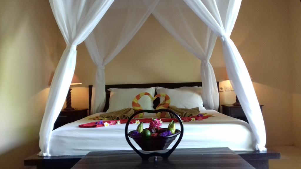La Bella Guest House เปมูเตรัน ภายนอก รูปภาพ