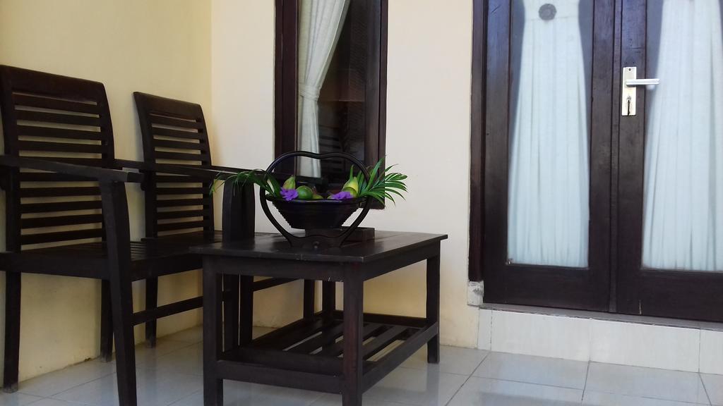 La Bella Guest House เปมูเตรัน ภายนอก รูปภาพ
