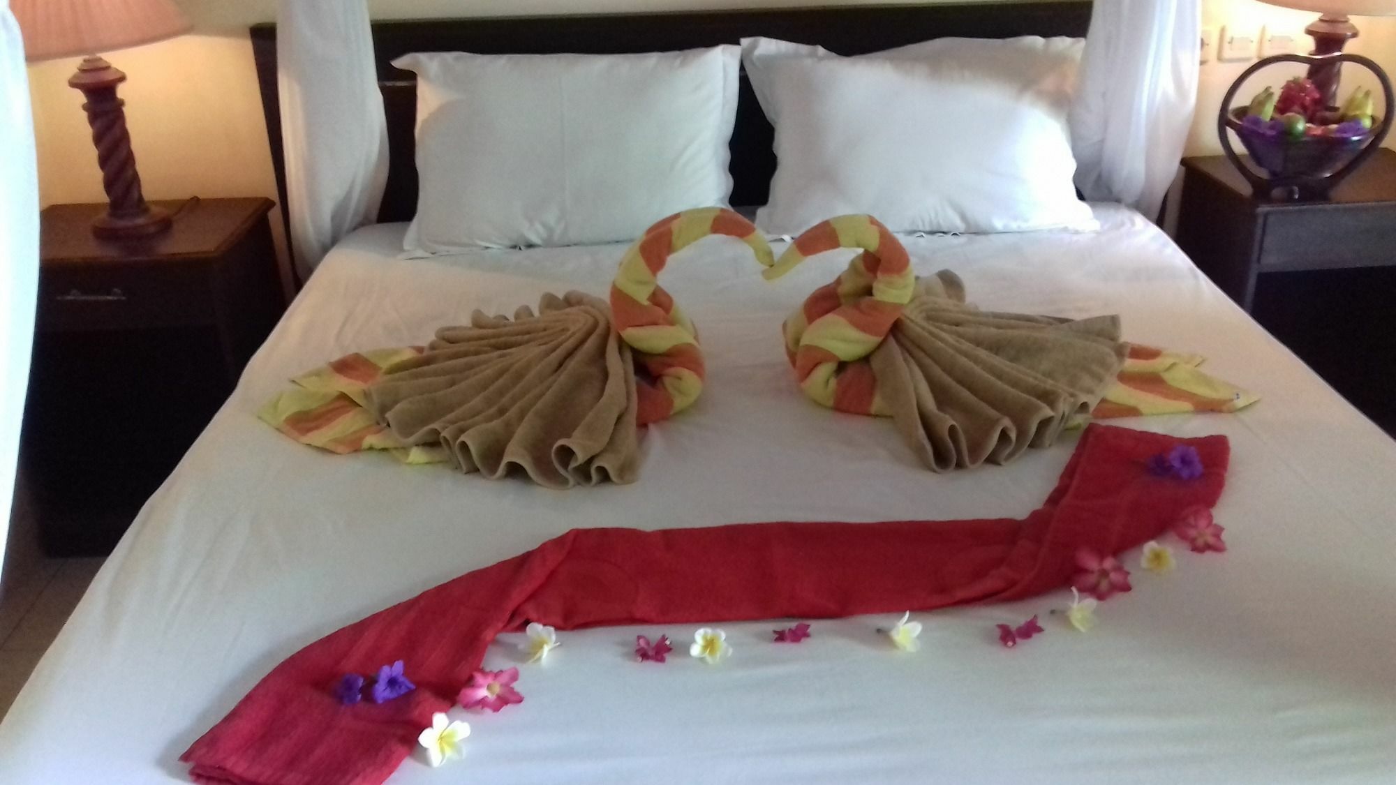 La Bella Guest House เปมูเตรัน ภายนอก รูปภาพ