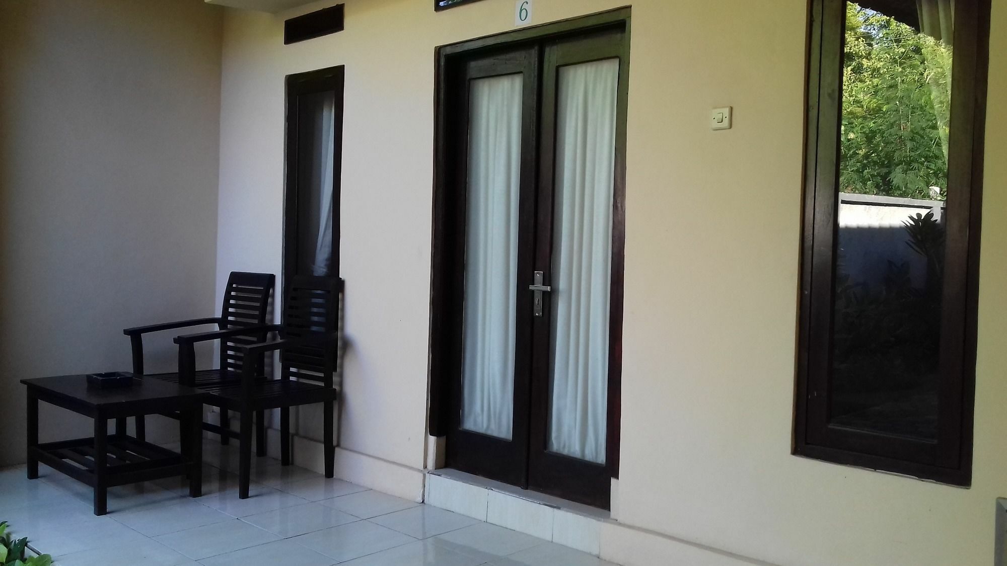 La Bella Guest House เปมูเตรัน ภายนอก รูปภาพ